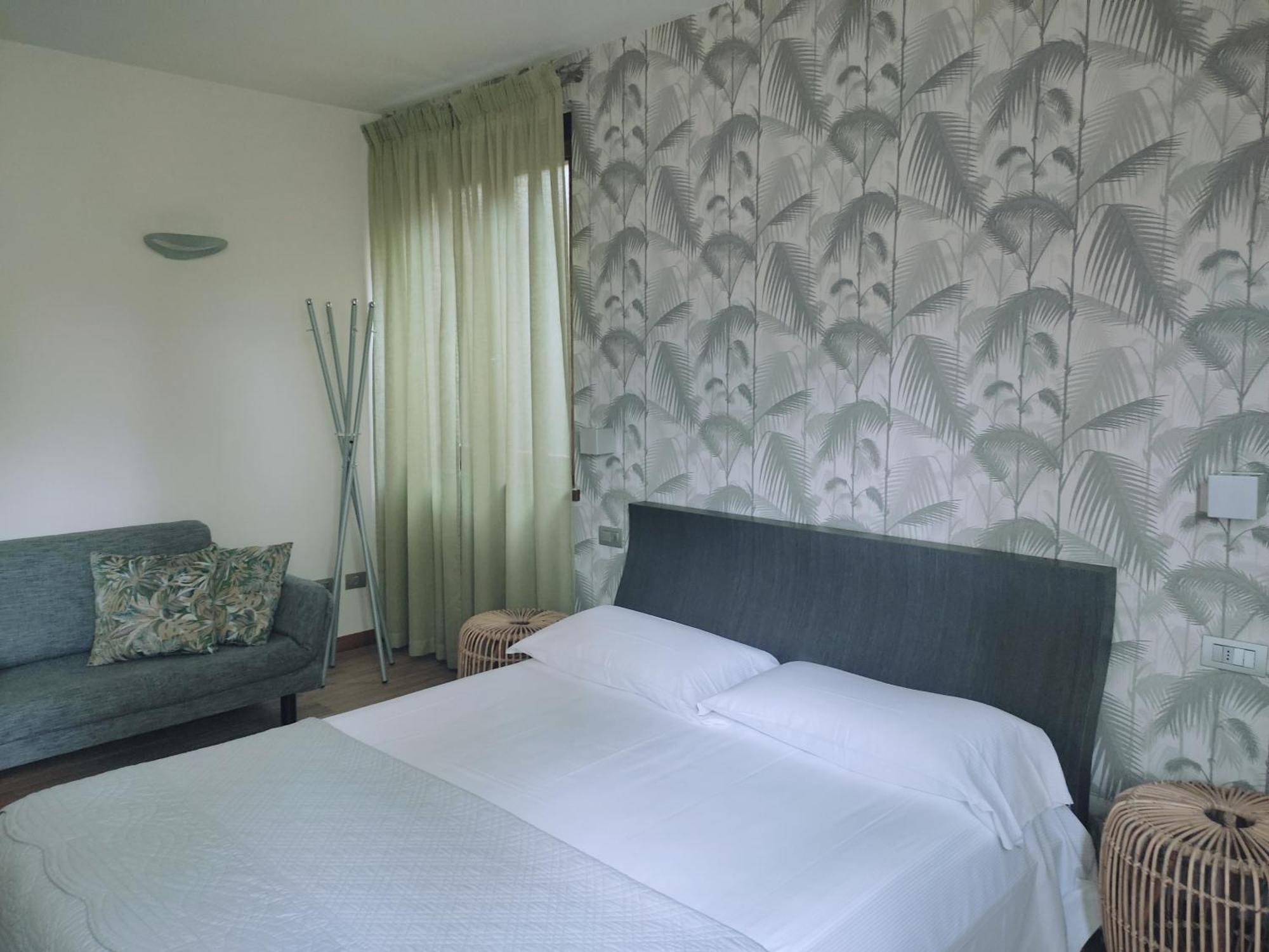 Ai Ronchi B&B Riva di Solto Bagian luar foto