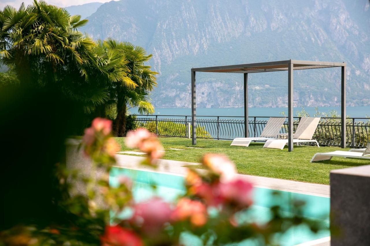 Ai Ronchi B&B Riva di Solto Bagian luar foto